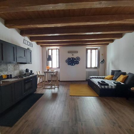 Il Caddi - Caratteristico Monolocale In Pieno Centro Storico Apartment L'Aquila Exterior photo